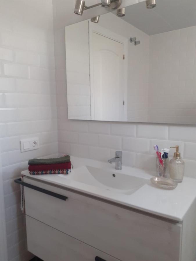 Small Oasis - Appartement 6 Personnes 马尼尔瓦 外观 照片