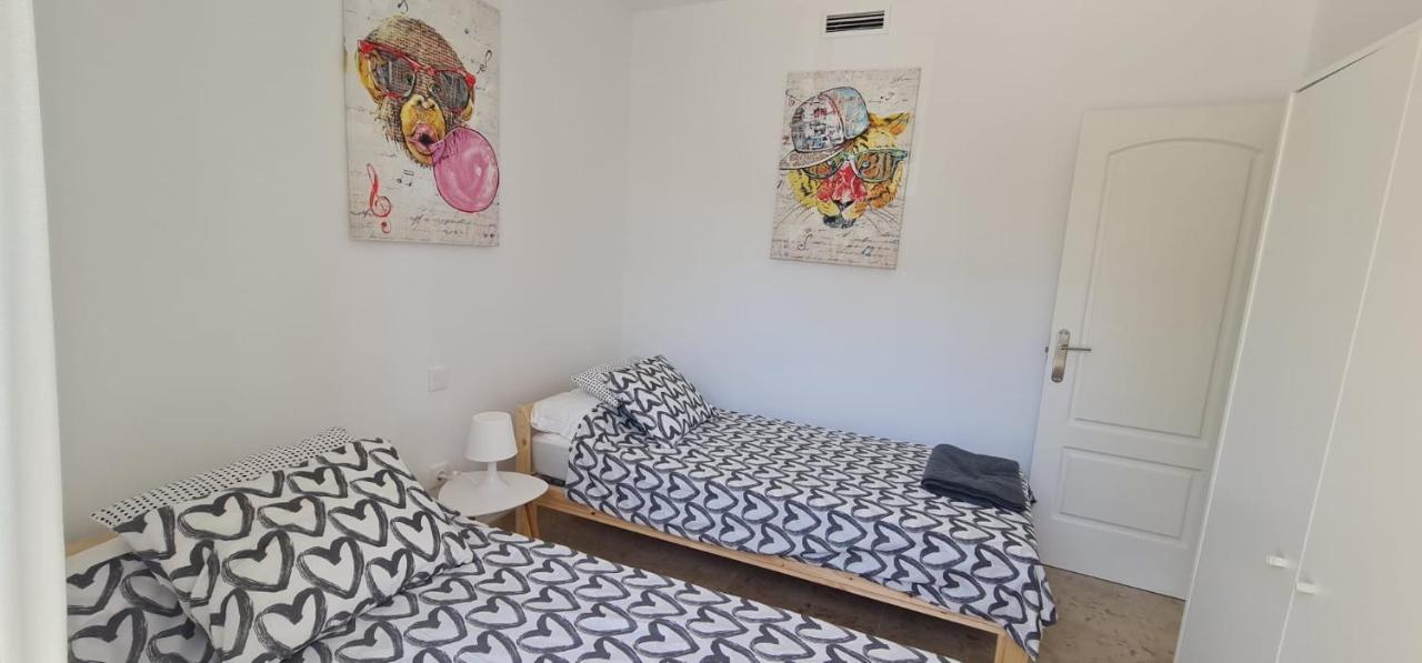 Small Oasis - Appartement 6 Personnes 马尼尔瓦 外观 照片